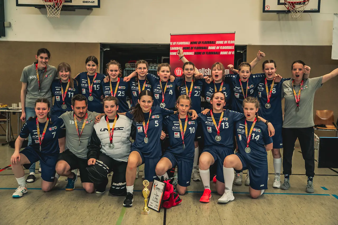 Floorballmannschaft der SG Saalemädels U17