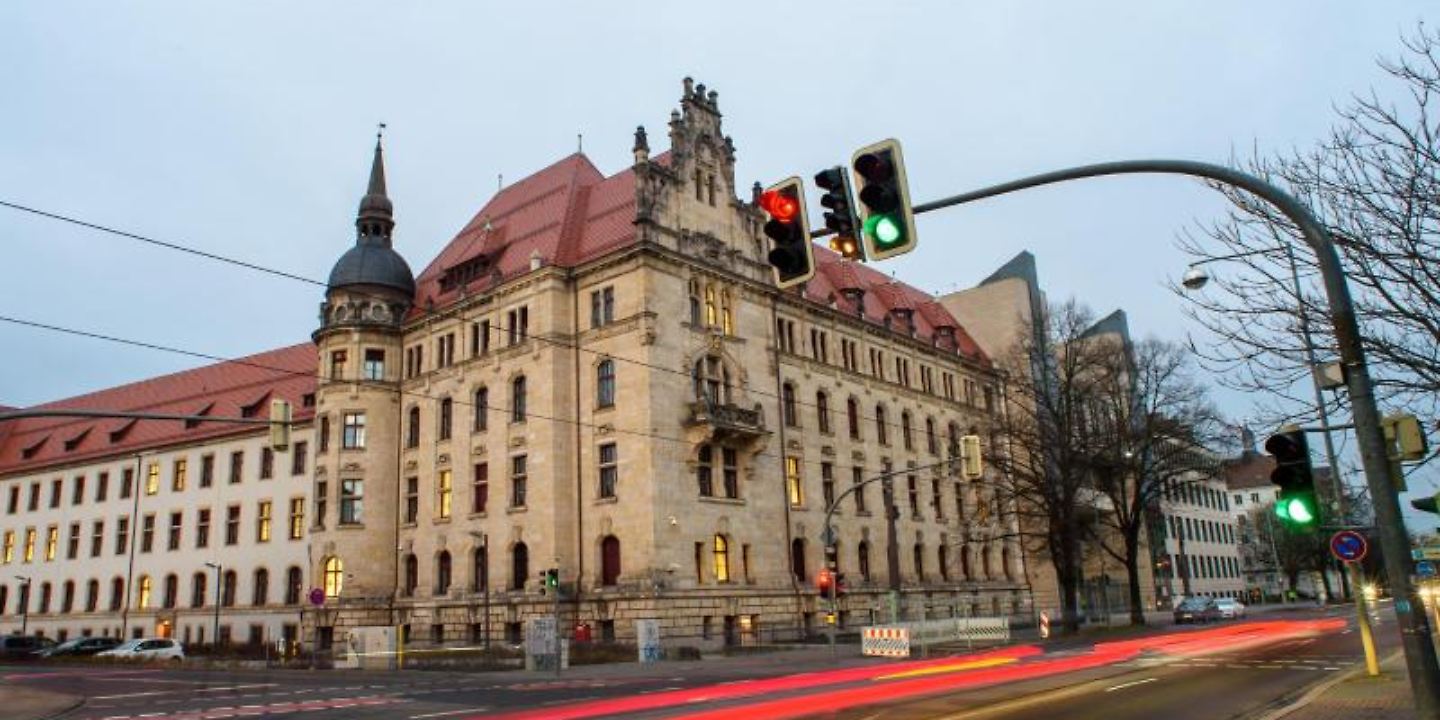 Zwei junge Männer wegen Mordes in Osterweddingen vor