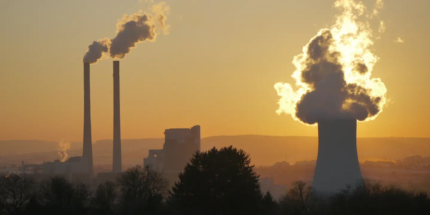 kraftwerk strom kühlturm energie © pixabay.jpg